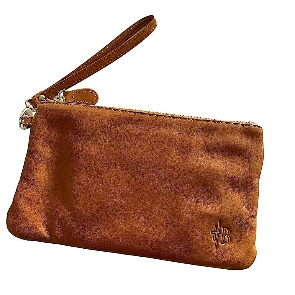 Handbag Butler Cognac Leather Recharging Wristlet Clutch Wallet